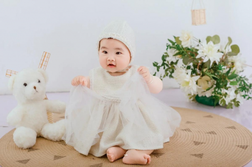 丹阳宝宝几个月抬头